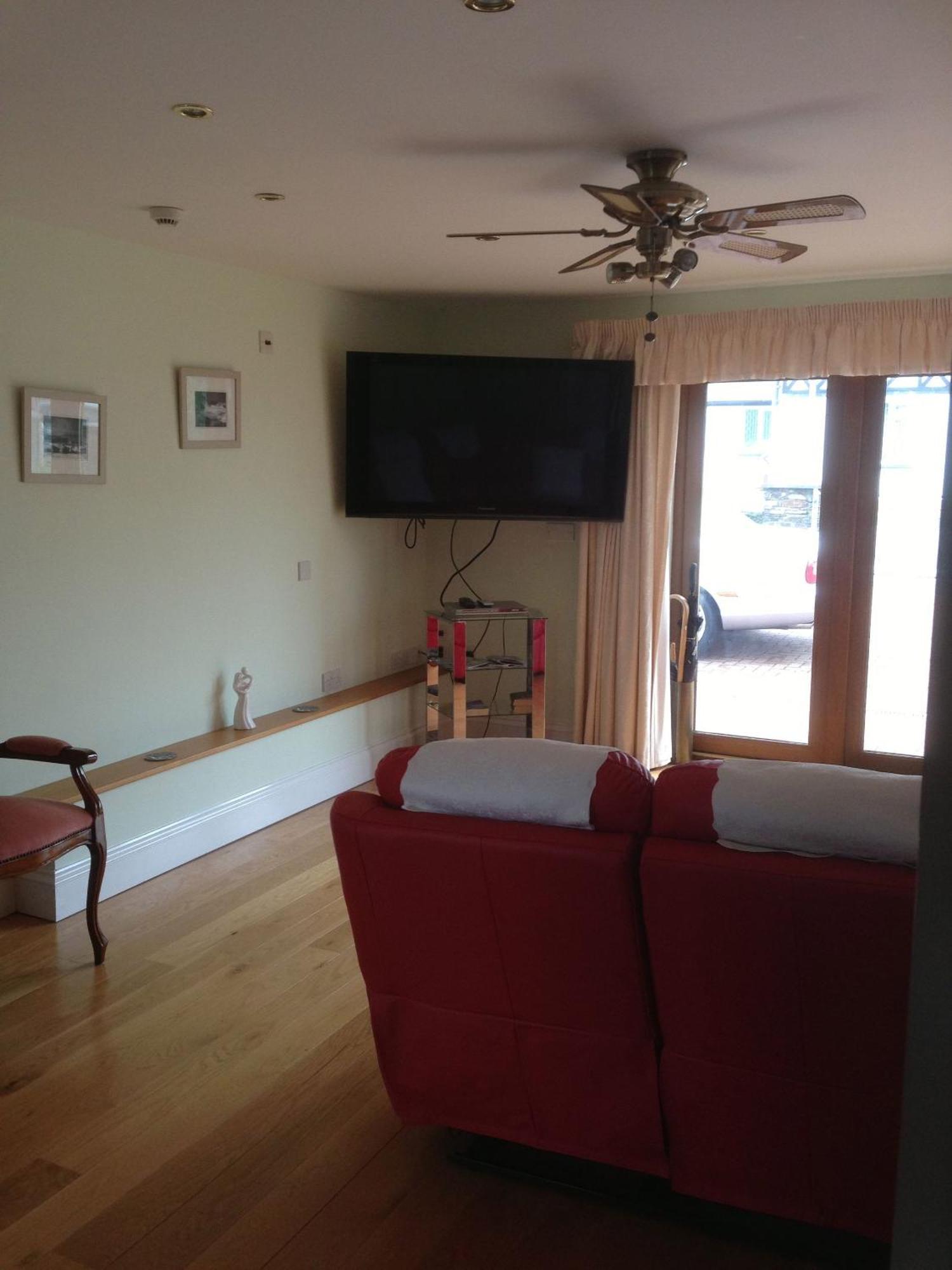 Room In Apartment - Bluebell Apartment Suite With Separate Lounge Area Truro Buitenkant foto